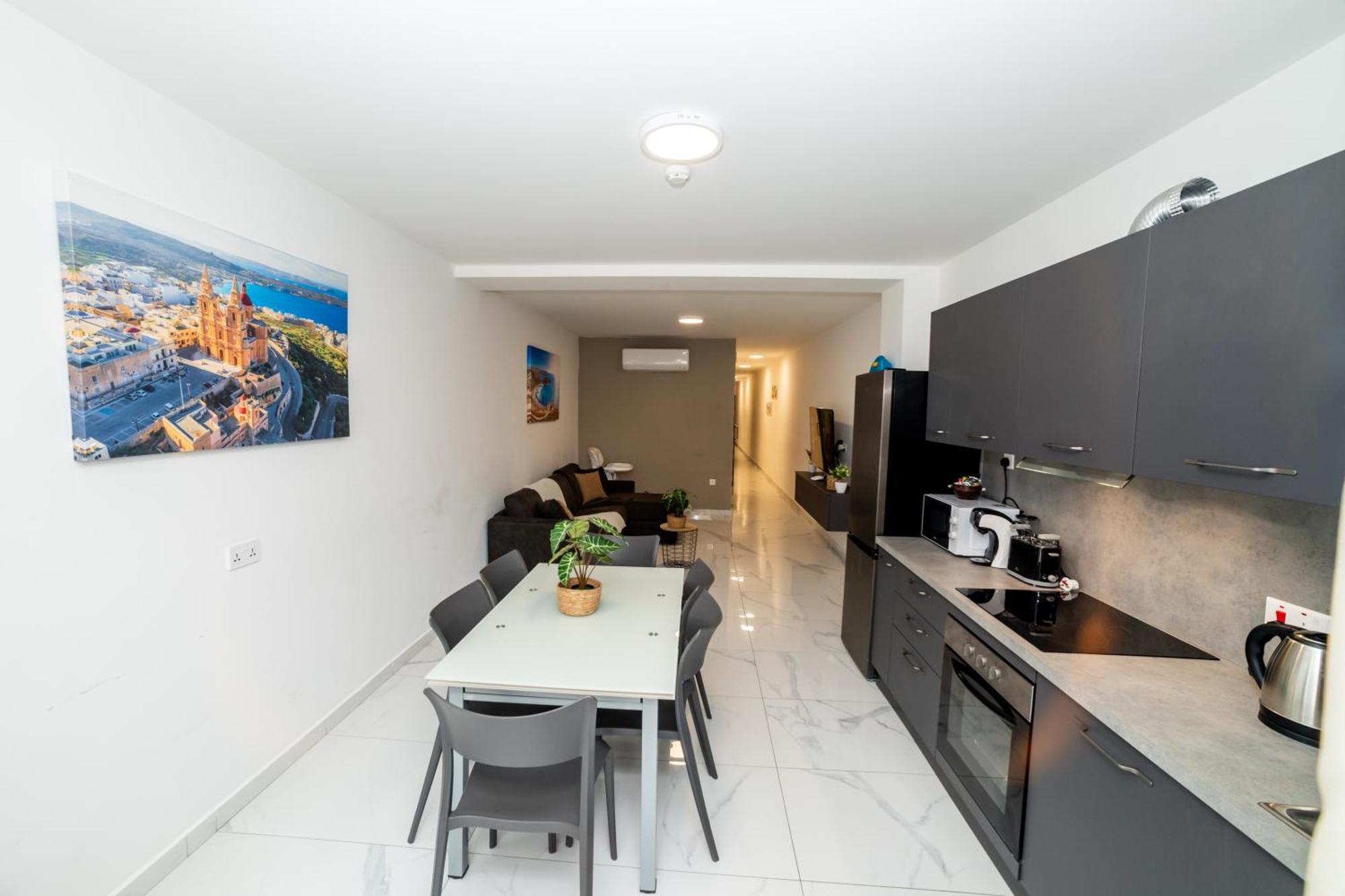 New 3 Bedroom Apartment A1 セント・ポールズ・ベイ エクステリア 写真